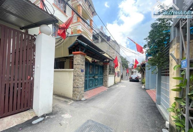 🏡 BÁN GẤP - PHÚC LỢI - LONG BIÊN - 40M² - Ô TÔ ĐỖ CỬA - GIÁ 5.5 TỶ