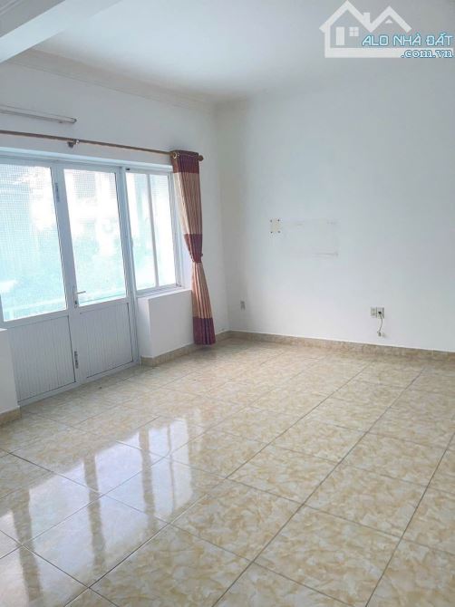 🔥🔥🔥Chỉ 5,2 tỷ nhà 3 tầng 60m2 siêu đẹp khu TĐC Xi Măng, Sở Dầu, Hồng Bàng