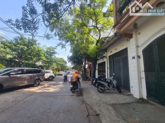 Bán Đất Ngõ 292 Kim Giang 57m2 Với 3 Ô Tô Tránh Nhau