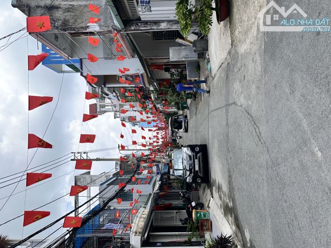 Đất THỔ CƯ đường HÀ HUY GIÁP phường THẠNH XUÂN Q12 DT 96m2 (4,4x17) đường 5m, gia : 4,7Tỷ