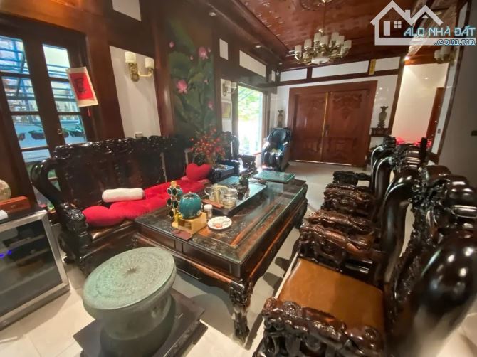 BÁN BIỆT THỰ KĐT MỸ ĐÌNH SÔNG ĐÀ  – NAM TỪ LIÊM – 194M² – 4 TẦNG – MT 9M – GIÁ 72 TỶ