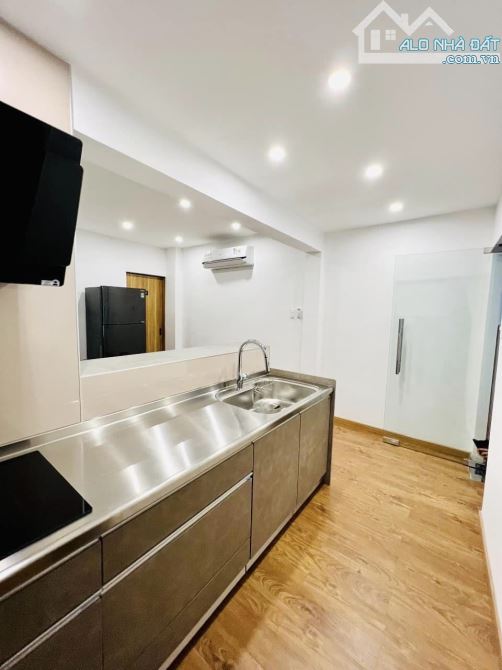 Bán nhà hẻm 8m phố Nguyễn Huệ-ngang 4.3m-nở hậu-12PN-vị trí đắc đỏ-dòng tiền cao