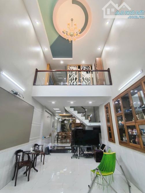 Nhà đẹp Quận Gò Vấp-Hẻm ô tô 7M-Sát MT Quang Trung-P8-82m2-4x21-5tầng-5PN