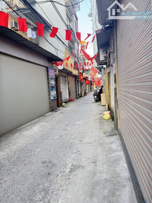 🏠 Bán nhà phố Tam Trinh 47m², 5 tầng, lô góc mặt tiền 5,2m giá chỉ 8,5 tỷ