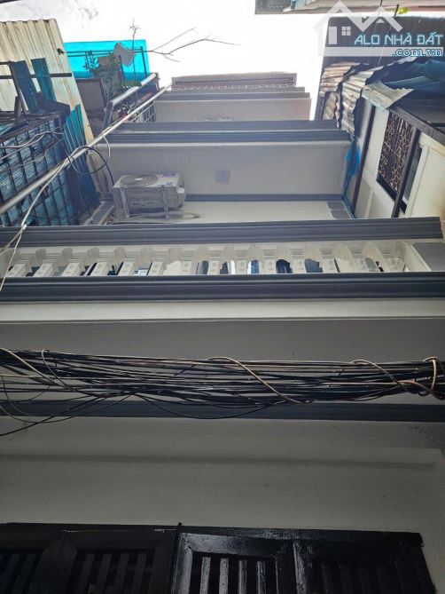 Chủ nhà chuyển công tác vào Nam cần bán gấp NHÀ PHỐ ĐÀO TẤN chỉ hơn 6 đồng – 32M² x 4 TẦNG