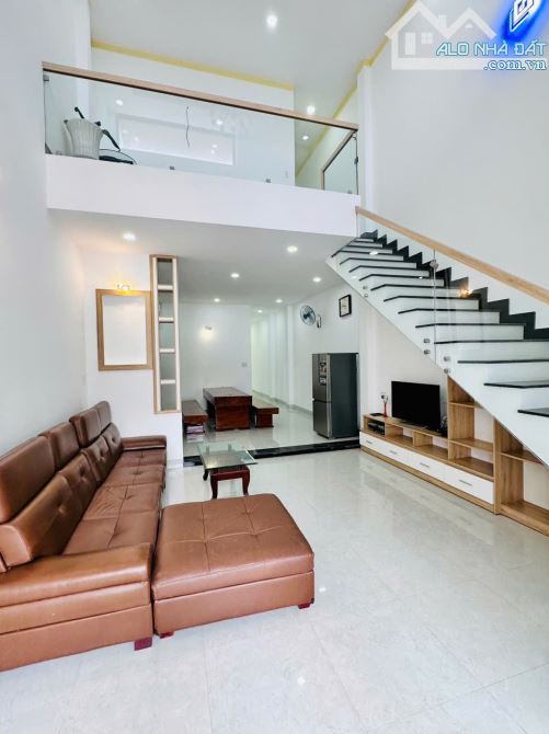 💥Nhà Mê Lửng,4,5*24m,Đường A6,gần nhiều Nhà khác.