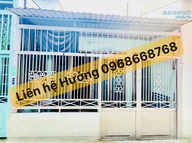Bán Nhà Ngay Sau Bến Xe An Sương -60M2 - C4 - Sát Hẻm Xe Hơi Tránh-  Chỉ 3.23 Tỷ.