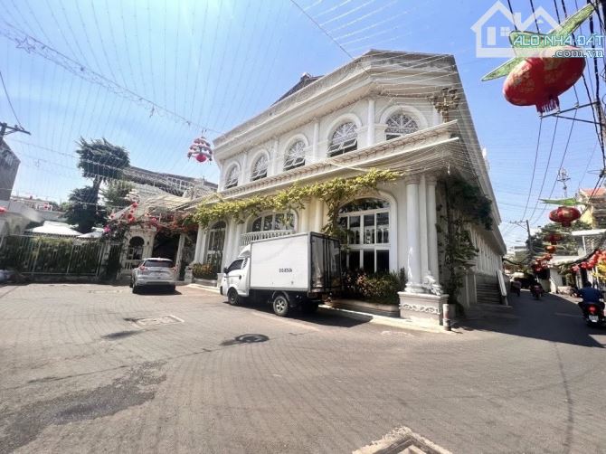 Vị tri kinh doanh nhà 4 tầng hẻm thông 6m THỐNG NHẤT, Gò Vấp, DT 190m2 (5.6 x 33), nở hậu.