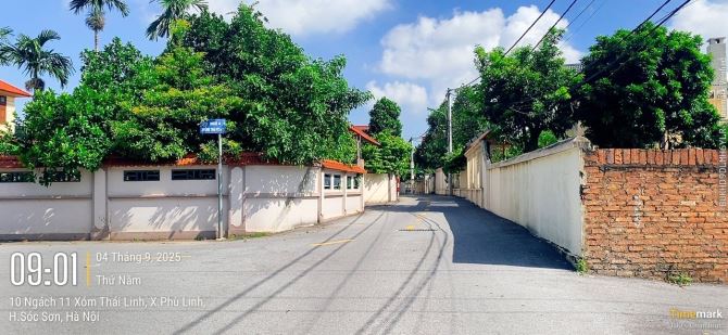 Lô góc đẹp Phù Linh-Sóc Sơn-85m2- MT 6,5m-Oto đỗ cửa- Chỉ hơn 1 tỷ.
