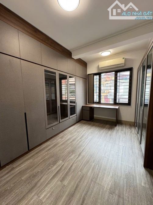 Cự Lộc – Thanh Xuân | 80m² – 3 tầng | Giá chỉ 23 tỷ – hàng xóm Royal City