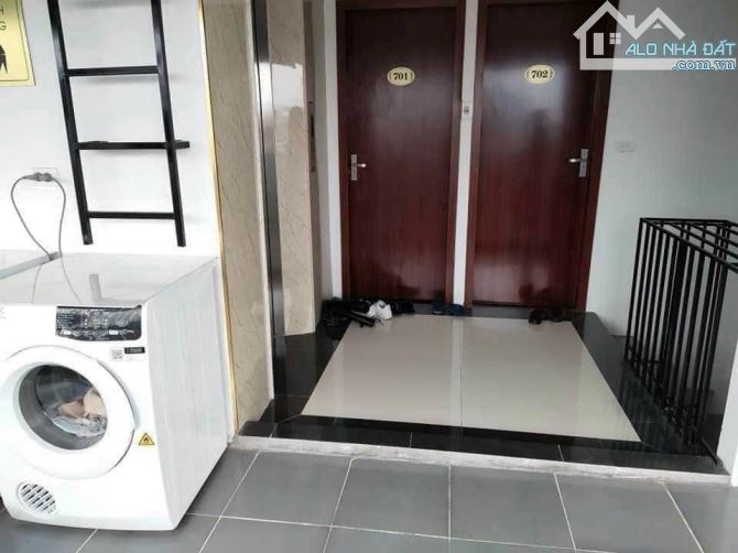MỄ TRÌ – TỪ LIÊM | CĂN HỘ DỊCH VỤ 7 TẦNG – 23 PHÒNG – THANG MÁY – DOANH THU KHỦNG