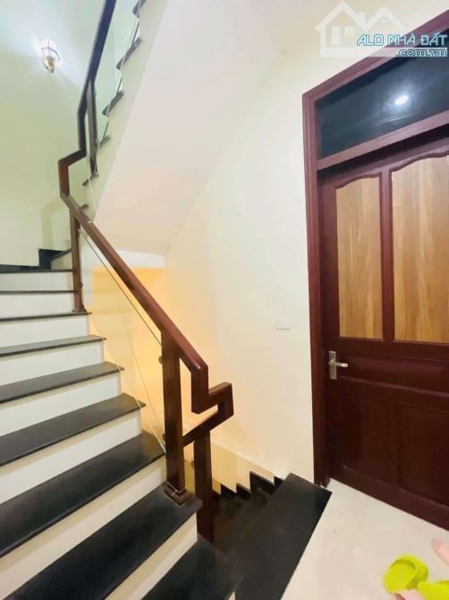 🌿Bán nhà ngõ Tiến Bộ 62m2 ngõ Thông lô góc nở hậu ô tô vào gần 13.3 tỷ