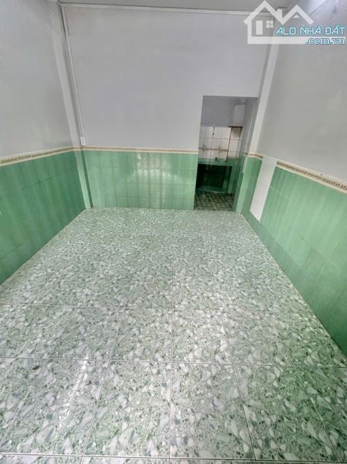 HÀNG NGỘP - BÁN GẤP DÃY NHÀ TRỌ 2 TẦNG - DT KHỦNG 160M - NGANG 6M - HXT - Q7- CHỈ 10.5 TỶ