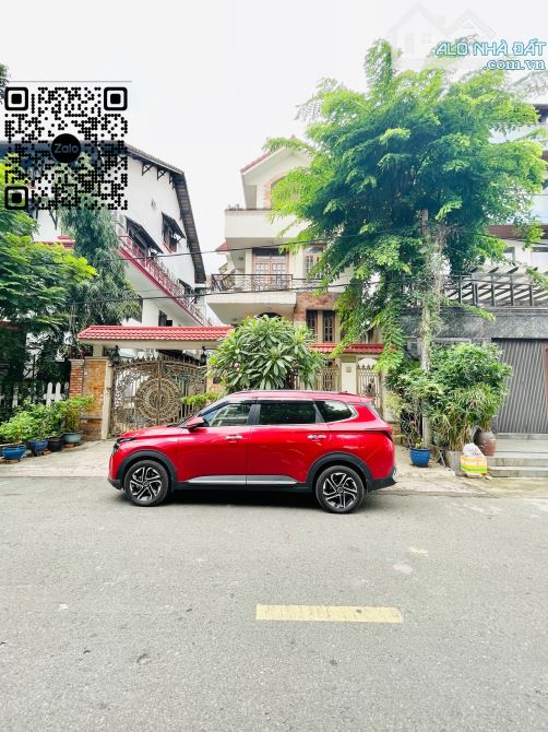 Siêu Biệt thự Tên Lửa - 200m² (8m x 25m) - 4 tầng - 4PN rộng - Khu hiếm nhà bán