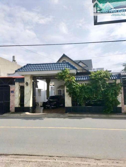 BIỆT THỰ MINI 261M2 MẶT TIỀN ẤP 6, ĐÔNG THẠNH, HÓC MÔN