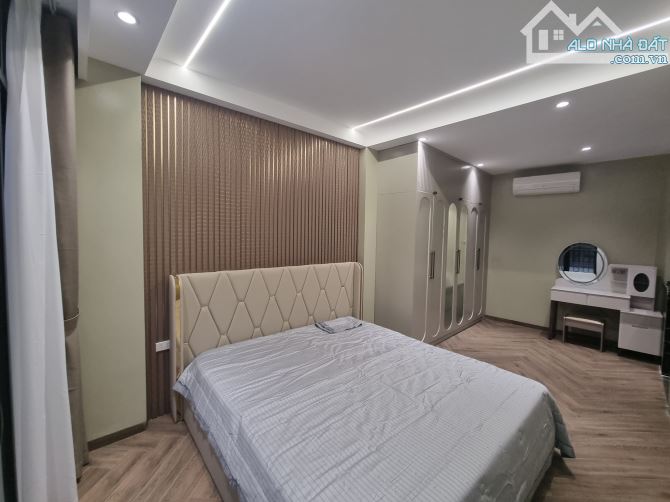 Đẳng cấp Khâm Thiên - Lê Duẩn - 7 tầng, thang máy - MT 6m - nội thất sang trọng - Giá 11.x
