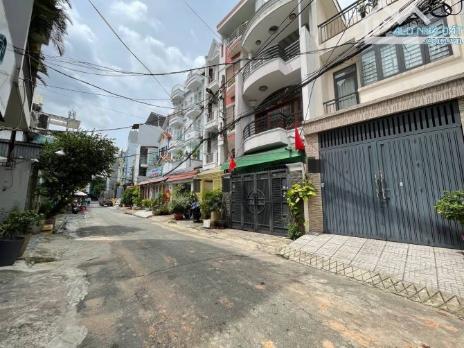 Bán nhà Đường Lũy Bán Bích - 85m2 (4.5 x 18.5)m - 4 Tầng - Hẻm xe tải 8m