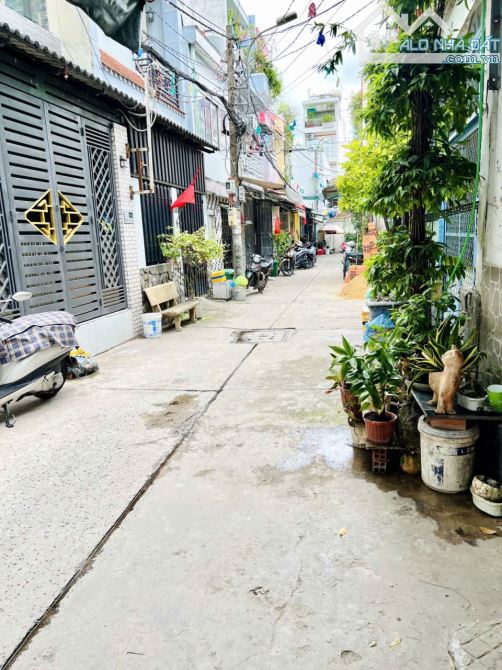 Bán nhà đường số 8 Lê Văn Quới hẻm xe hơi gần mặt tiền 56m2,4 Tầng Nhỉnh 6 tỷ