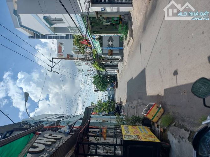 Bán nhà kế bên KCN Tân Thuận Q7 60m2 2 tầng ngang lớn 6m chỉ 6tỷ9 TL