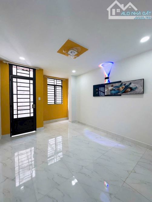 Nhà 2 Lầu Khu Tân Kim, 3 Phòng Ngủ. Full Nội Thất Đường Xe Hơi . Sổ Hồng Riêng - 11