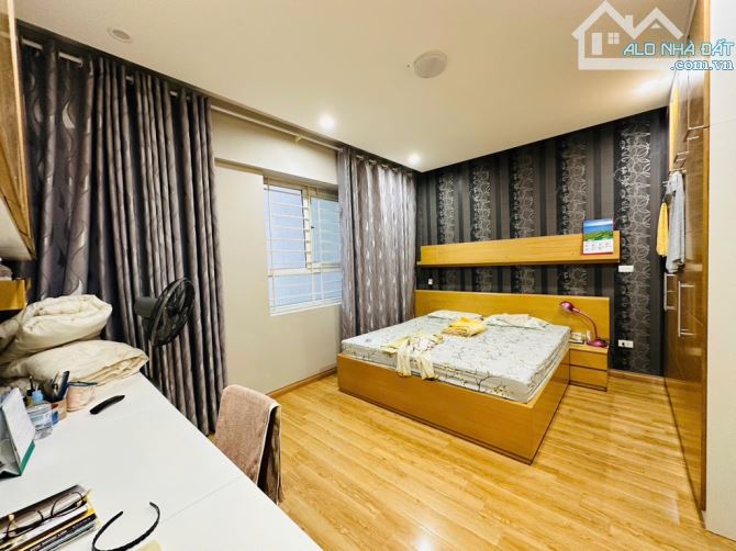Bán căn Chung cư cao cấp mặt phố Thái Hà - Sông Hồng Park View, 3 ngủ - 11 tỷ - 1