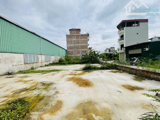 ĐẤT DỊCH VỤ TRẠM TRÔI 5.5 ha LÔ GÓC OTO TRÁNH , VỈA HÈ  2 BÊN -  Khu vực trung tâm hành ch - 1