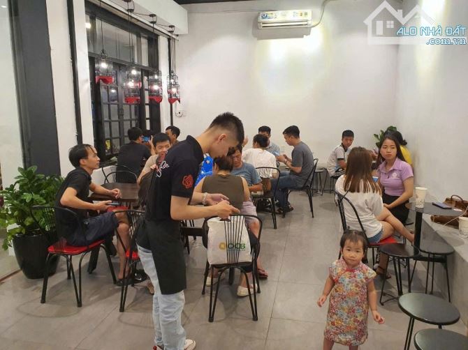 Nhà Cho Thuê LÔ GÓC 2 mặt tiền đường LÝ THƯỜNG KIỆT - 1