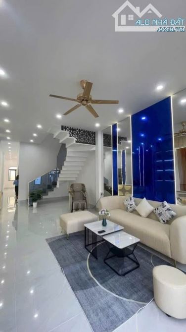 nhà 1 lầu 1 trệt ngay Trung Tâm Biên Hòa (108m2)nhà có đầy đủ công năng chỉ việc vào ở. - 1