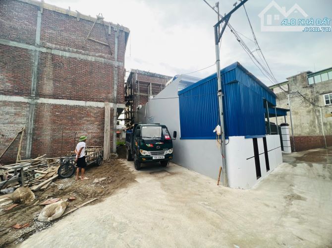 Hot !! Lô đất 67.6m2 , ngõ thực tế ô tô đỗ cửa, không có nhà đối diện tại Đông Hải 1, Hải - 1