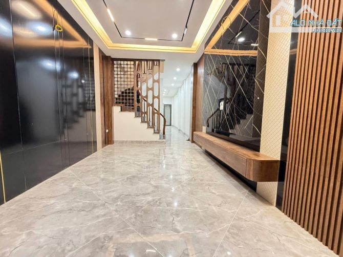 Nguyễn An Ninh – 54m² – 6 Tầng Thang Máy – MT 4m – Giá 17 Tỷ - 1