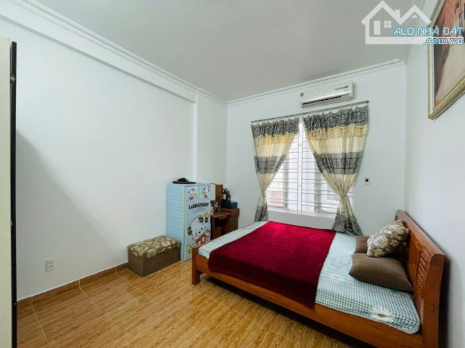 Spcc 🌅 BÁN NHÀ 3 TẦNG ĐẰNG HẢI  🌼 Full NỘI THẤT - NHÀ SẠCH NHƯ MỚI chỉ việc về ở : Tivi, - 1