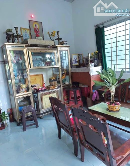 Chủ ngộp bán gấp nhà C4 ở Xuân Thới Sơn - Hóc Môn, . DT 85m2, giá 700 triệu. SHR. - 1