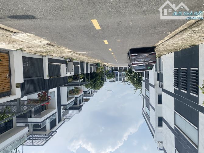 Đ ẤT PHÚ HỮU Q9 – 61M² – ĐƯỜNG 10M –  4.56 TỶ - 1