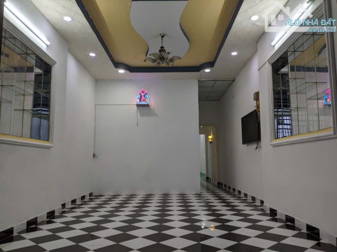 góc 2 mặt tiền đường nguyễn công trứ, bình thạnh, 3 tầng, giá chỉ 9,8 tỷ thương lượng - 1