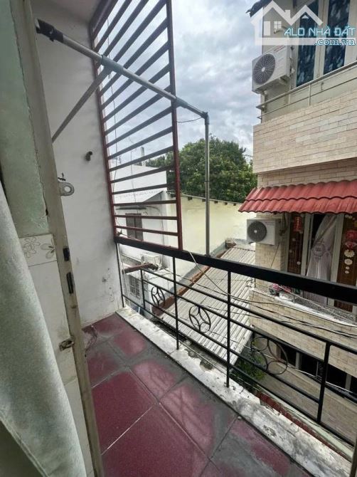 BÁN NHÀ NGÔ QUYỀN – P.6- QUẬN 10 – GIÁ TỐT, Ở NGAY- 4 TẦNG- 3PN- DTSD 74m2- 4.68 TỶ TL - 1
