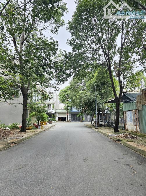 4,8Tỷ TL🔥Bán đất Góc 2MT_70m2 đối diện Chung Cư gần Vincom 550 chỉ 500m p.Dĩ An, Tp.Dĩ An - 1