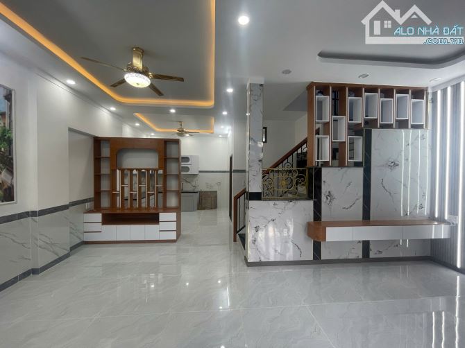 Bán nhà tân cổ điển 75m2 sổ riêng đường ô tô (P. Tân Vạn) chỉ 3,5 tỉ - 1