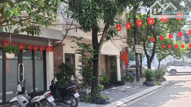 VỊ TRÍ SIÊU ĐẸP KHU PHÂN LÔ PHỐ TRẦN QUÝ KIÊN , CẦU GIẤY ,6 TẦNG ,THANG MÁY , 18 TỶ. - 1