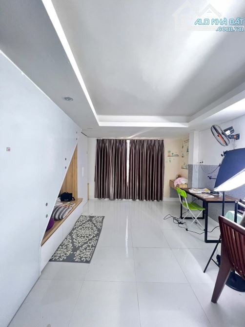 Nhà nhỉnh 3 đồng đẩy đủ công năng trung tâm Hải Châu Đà Nẵng - 1