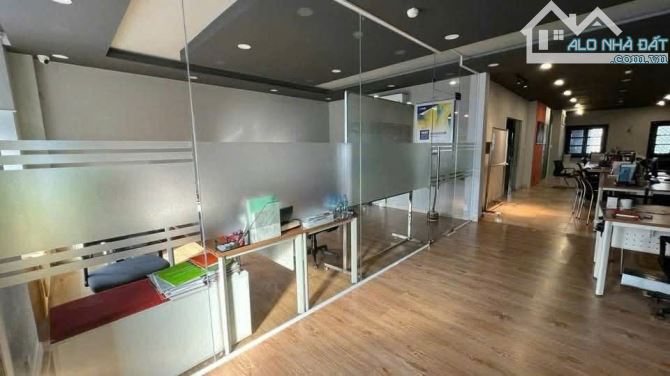 CHO THUÊ TOÀ NHÀ SỐ 9 LAM SƠN, Q. PHÚ NHUẬN - 9M X 30M - 1 HẦM 5 TẦNG - 1