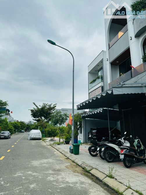 Bán đât KHU HÓI KIỂNG GẦN SỐNG. Nam Hoà Xuân, giá siêu re. 4ty5 - 1