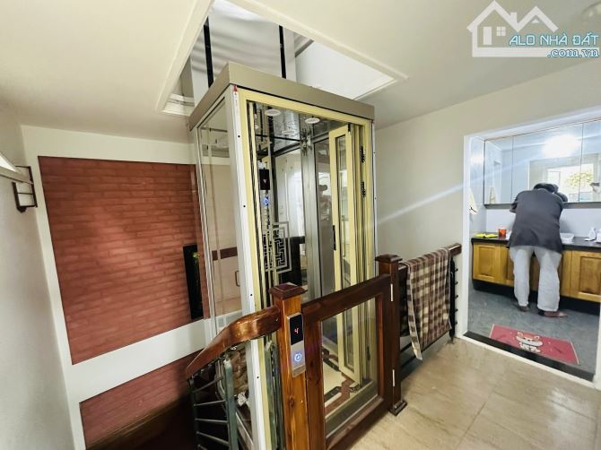 HIẾM BA ĐÌNH! 85m2,4T thang máy - Cách mp Kim Mã 40m - ô tô đỗ cửa - 1