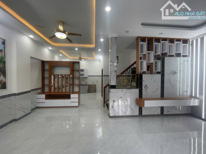 BÁN NHÀ 1 TRỆT 1 LẦU 75m2 – SỔ HỒNG RIÊNG, THỔ CƯ 100% (P. Tân Vạn) - 1