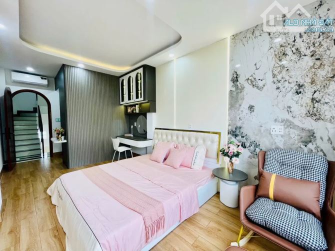 🌟 LÊN SÓNG SIÊU PHẨM NHÀ PHỐ CAO CẤP GÒ VẤP HXT GARA Ô TÔ CHỈ 5.95 TỶ - 1