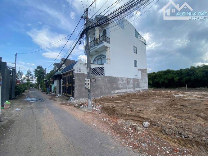 Đất nhánh Lê Hồng Phong(cách 100m), dt 4m38x20 giá 3tỷ150 - 1