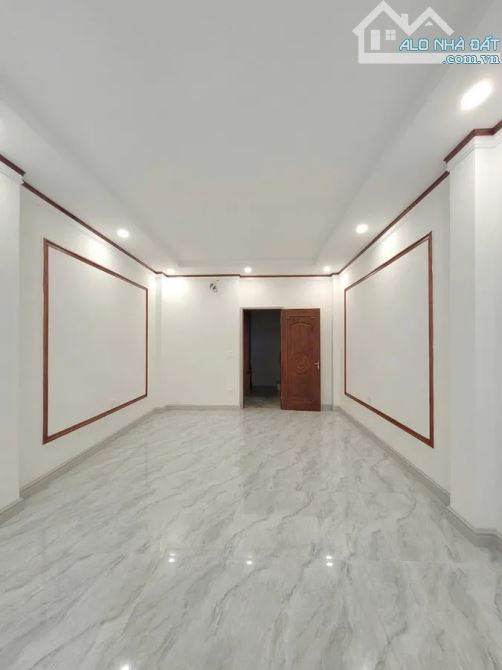 NHÀ SIÊU ĐẸP TRUNG TÂM CẦU GIẤY 7TẦNG THANG MÁY,Ở VÀ KINH DOANH MỌI LOẠI HÌNH.19.5 TỶ - 1