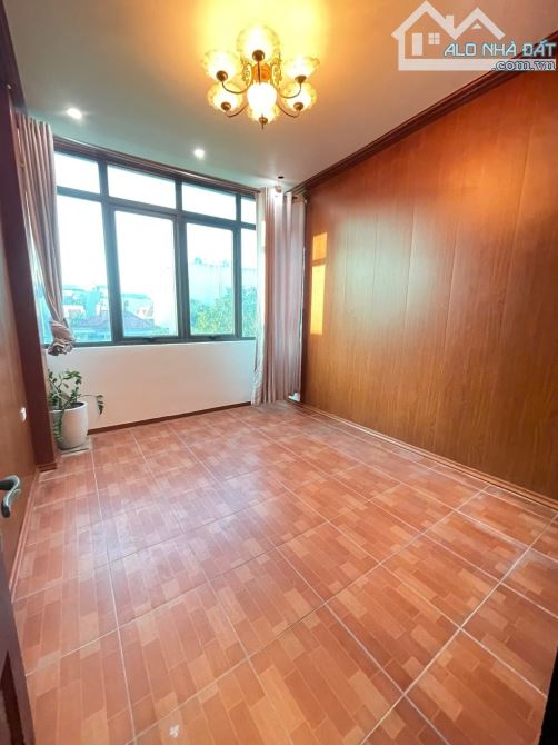 🔥 CHÍNH CHỦ GỬI BÁN CĂN ĐỊNH CÔNG .32M2. 6 TẦNG. DÂN XÂY. 2 THOÁNG .5,85 TỶ. - 1