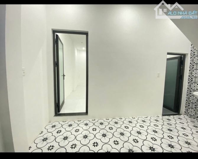 Bán nhà 2 tầng mặt tiền Hoà Cường sát Phan Đăng Lưu. Dt 81m2 3pn vị trí ở kdoanh cho thuê - 1