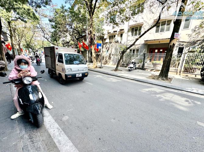 Đặng Văn Ngữ, Đống Đa, 6 tầng lô góc, kinh doanh  26 tỷ - 1