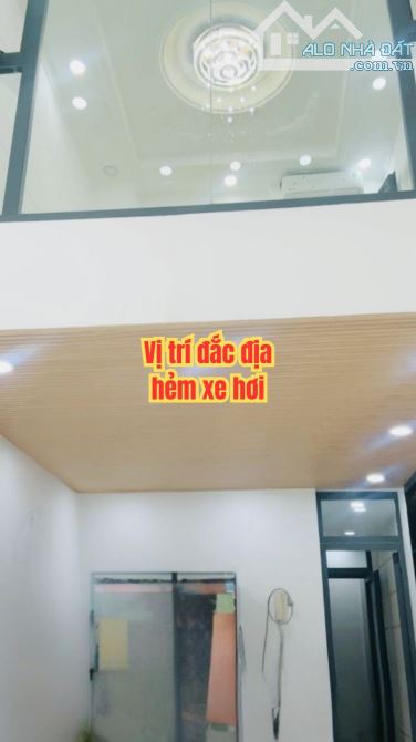 🏠 BÁN NHÀ CMT8 Q3 - 5 TẦNG, THANG MÁY - HẺM Ô TÔ - 8.X TỶ. - 1